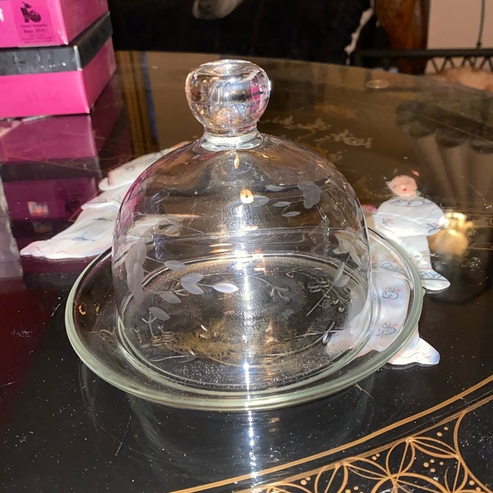 Princess House Round Covered Butter Dish/Cheese Dome Heritage Vintage